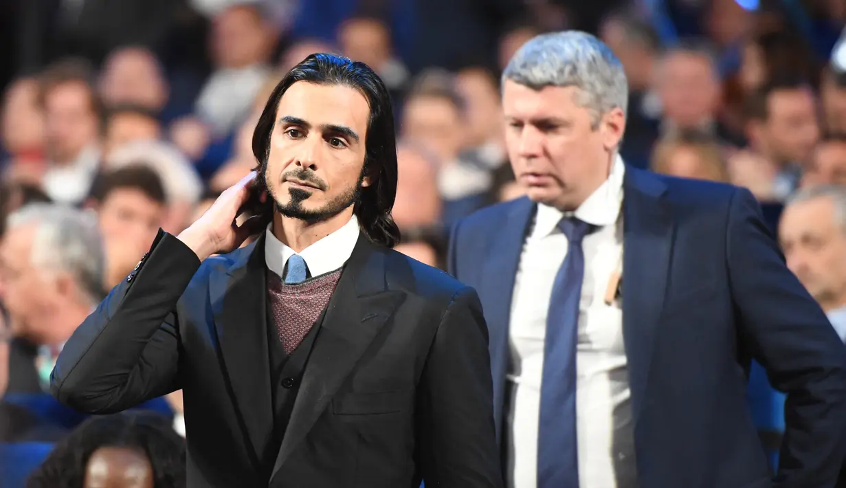 Sheikh Jassim Bin Hamad Al-Thani dari Qatar tiba untuk pengundian final turnamen sepak bola Piala Dunia FIFA 2018 di Istana Negara Kremlin di Moskow pada 1 Desember 2017. Anak mantan perdana menteri Qatar, Syekh Hamad bin Jassim bin Jaber Al Thani merupakan penggemar MU sejak 1992. (AFP/Yuri Kadobnov)