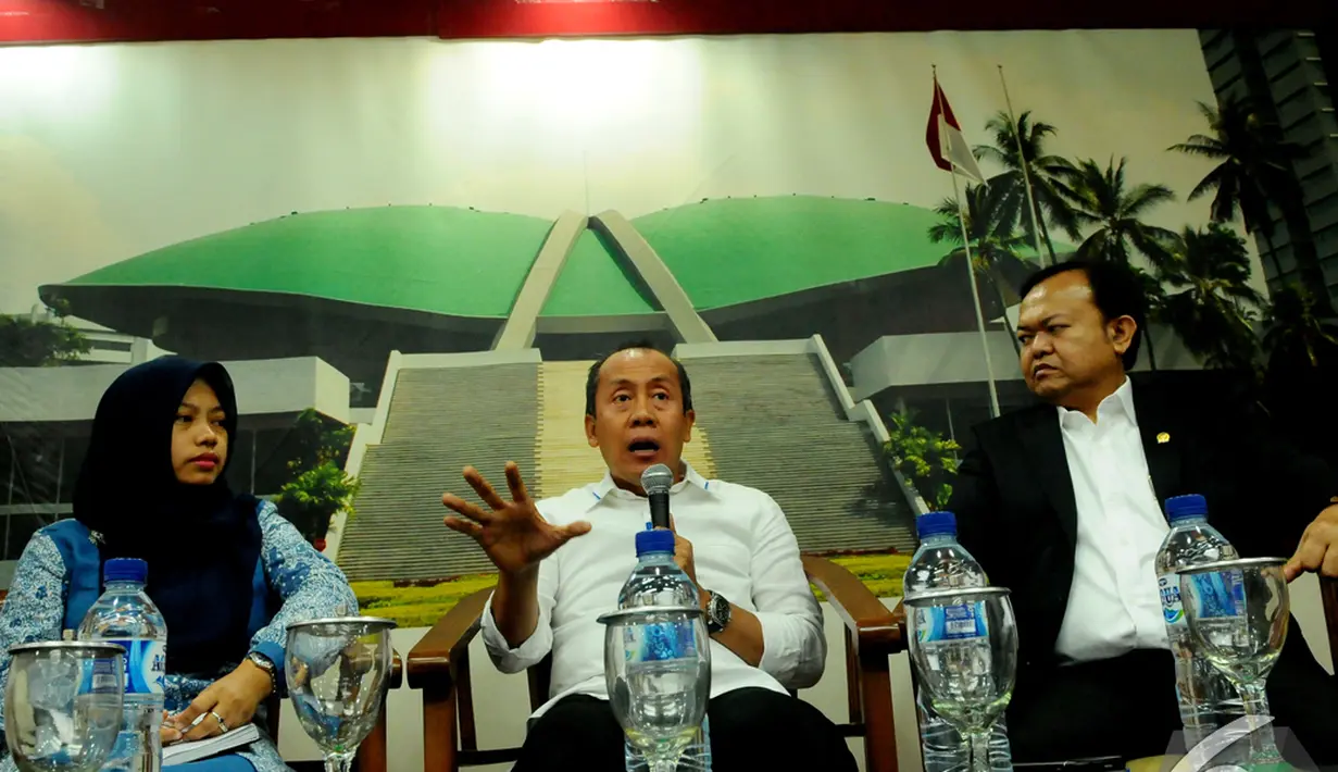 Diskusi "Nasib Perpu Pilkada Pasca Munas Golkar" di Gedung Parlemen, Senayan, Jakarta, Jumat (5/12/2014). (Liputan6.com/Andrian M Tunay)