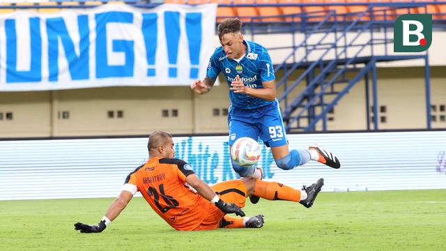 Persib Bandung vs Persija Jakarta - BRI Liga 1 2023/2024