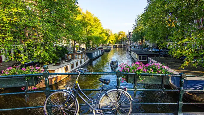 Setelah Tahu 5 Tips Ini, Kamu Boleh 'Backpacking' ke Amsterdam