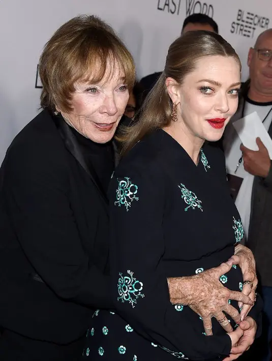 “Aku habiskan banyak waktuku untuk melihat perut buncit ini yang semakin besar dan berpikir, seperti sedang membayangkan, melihatnya dan berbicara pada seorang anak kecil dan pergi bersamanya,” tukan Thomas Sadoski. (AFP/Bintang.com)