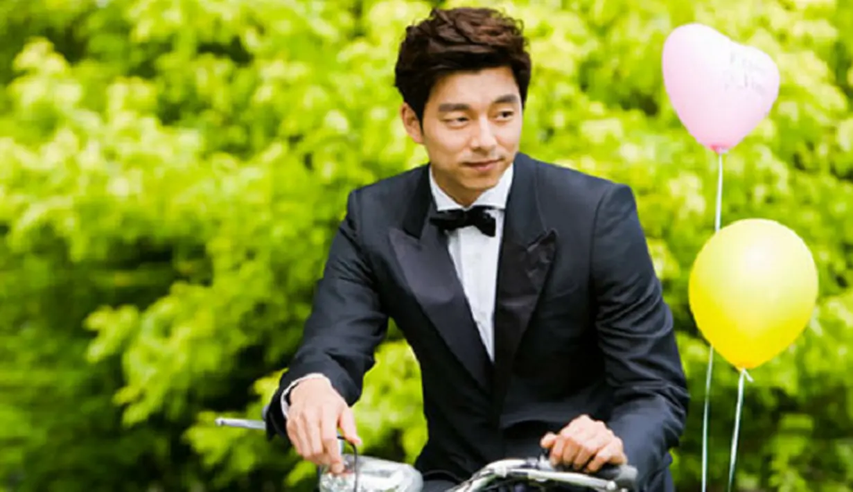 Tak hanya Goblin, Gong Yoo juga bermain dalam beberapa drama seperti Big, Coffee Prince dan film Train to Busan. Setelah bermain dalam Goblin, Gong Yoo belum kembali ke dunia akting. (Foto: soompi.com)
