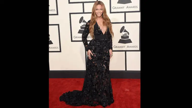 Parade Gaun Seksi di Red Carpet Grammy Awards 