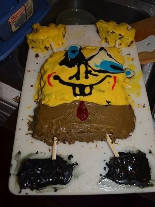 8 Potret Gagal saat Bikin Kue Ini Bikin Geleng Kepala