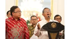 Pemerintah membuka peluang bagi investor asing untuk secara penuh menguasai beberapa bidang usaha di Indonesia. Terdapat 35 bidang usaha yang dikeluarkan dari DNI. Artinya, bidang usaha ini boleh 100% dikuasai investor asing.