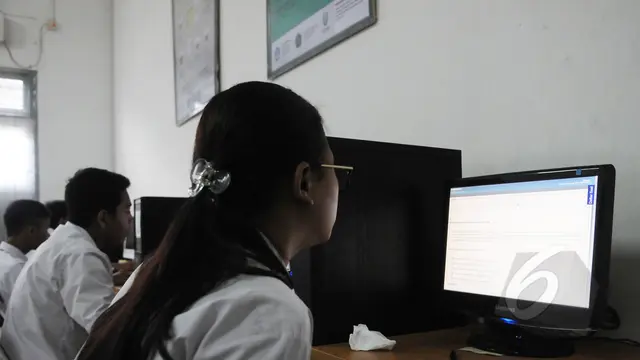 Suasana Tenang Hari Pertama UN Berbasis Komputer di SMKN Budi Utomo
