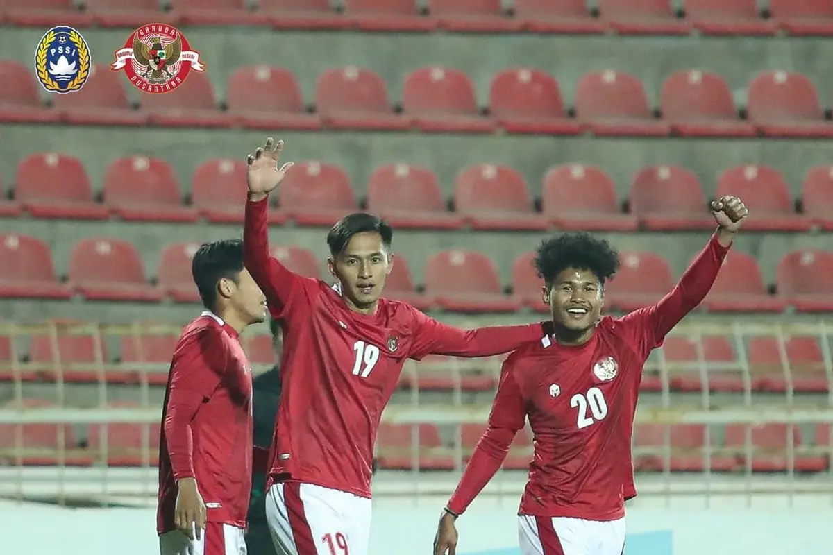 Penyerang Timnas Indonesia U-23, Hanis Saghara (kiri) dan Bagus Kahfi.