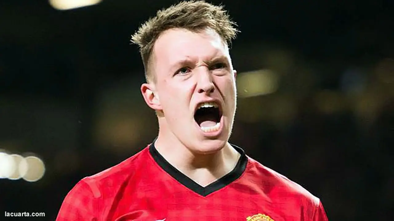 phil-jones-130729b.jpg