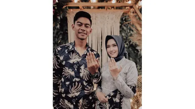 5 Potret Mesra Satria Tama Bareng Pacar, Sebentar Lagi Menikah