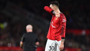 Striker Manchester United asal Slovenia bernomor punggung 30, Benjamin Sesko, bereaksi selama pertandingan putaran ketiga Piala FA Inggris antara Manchester United dan Brighton and Hove Albion di Stadion Old Trafford di Manchester, barat laut Inggris, pada 11 Januari 2026.
(PETER POWELL/AFP)