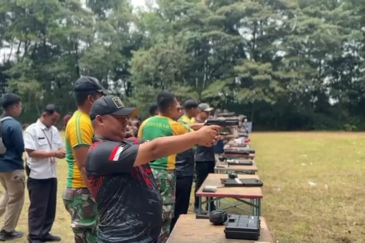 Olahraga menembak di Indonesia.