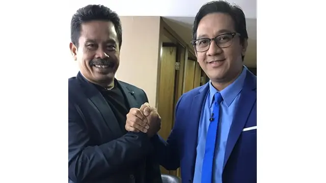 Disebut Menteri Sosialita, Ini 6 Potret Andre Taulany Tampil Bak Pejabat