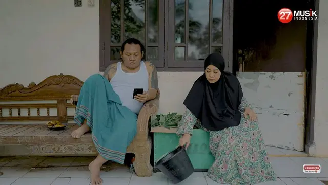 6 Potret Puput Eks Istri Doddy Sudrajat Jadi Bintang Video Klip, Banjir Dukungan