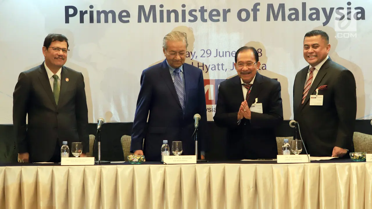 Bahas Perdagangan dan Investasi, PM Malaysia Bertemu Tanri Abeng