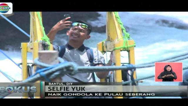 Pantai Timang disebut juga 'Little Bali' karena memiliki bentuk pulau-pulau yang mirip dengan Pulau Dewata.