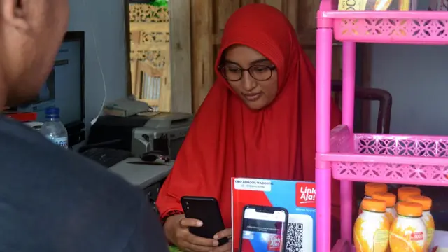 Prioritas Holding UMi