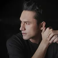 Indra L Bruggman. (Fotografer: Fathan Rangkuti/Nurwahyunan, Digital Imaging; Denti Ebtaviani/Bintang.com)