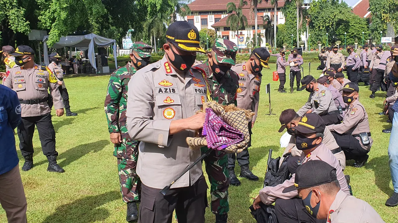 Polrestro Depok bersama Kodim 0508/Depok, kembali menambah kekuatan untuk pengamanan Pilkada Kota Depok sehingga totalnya menjadi 2.198 personil.