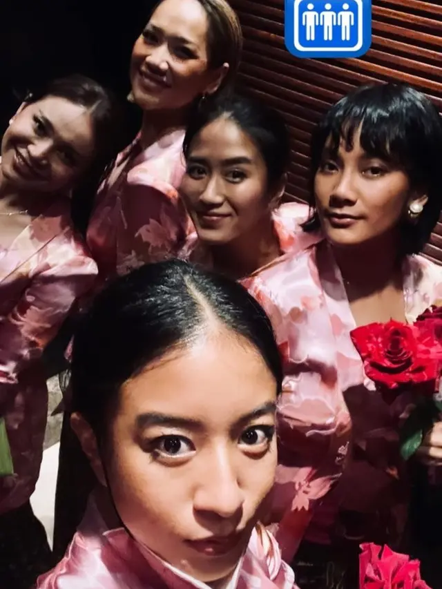 6 Potret Bridesmaid dalam Acara Lamaran Vidi Aldiano, Dari BCL Hingga Chef Renatta
