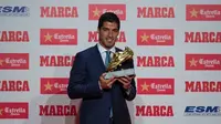 Jendela Dunia: Luis Suarez Raih Sepatu Emas 2016