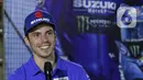 Pembalap Suzuki Ecstar, Joan Mir saat Meet and Greet bersama pewarta di salah satu hotel di Kuta Mandalika, Nusa Tenggara Barat, Jumat (18/3/2022). Joan Mir menjawab sejumlah pertanyaan terkait rangkaian Pertamina Grand Prix of Indonesia atau MotoGP Mandalika. (Liputan6.com/Helmi Fithriansyah)