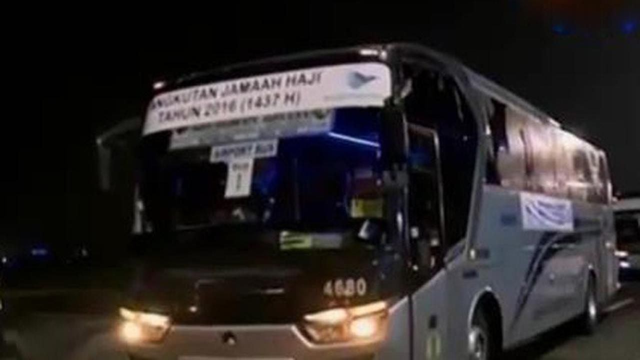 Jemaah Haji Kloter 1 Embarkasi Jakarta Tiba di Tanah Air