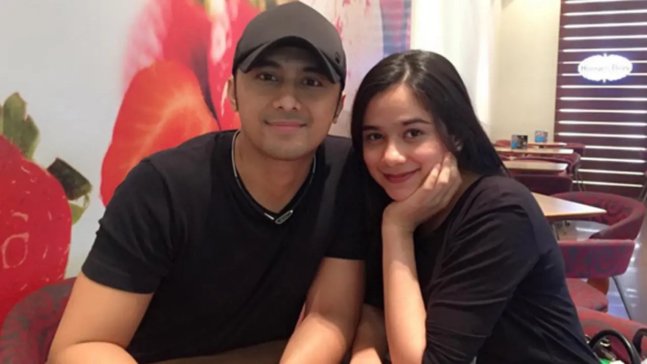 Hengky Kurniawan dan Sonya Fatmala