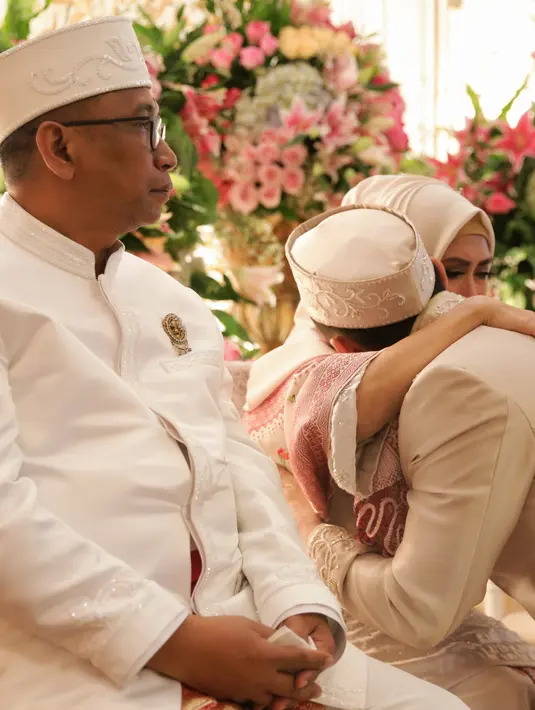 Pada pernikahan keduanya Ben, mantan istrinya, Marshanda tidak terlihat hadir diantara para tamu undangan yang memberikan restu. (Adrian Putra/Bintang.com)