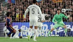 Thibaut Courtois Sadar Real Madrid Mulai Cari Pengganti, Jose Mourinho Jadi Penentu Masa Depannya