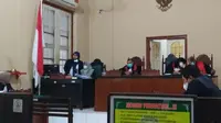 Terbukti Aniaya Pengendara Mobil, 2 Bersaudara di Makassar Divonis 15 Bulan Bui