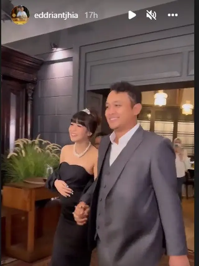 Gilang Dirga dan Adiezty Fersa menggelar acara baby shower