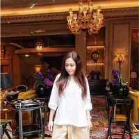 Foto yang diunggah perempuan 40 tahun itu mendapat pujian dari para netizen. Selain pujian, juga ada yang merasa senasib karena sebagai janda. (Instagram/maiaestiantyreal)