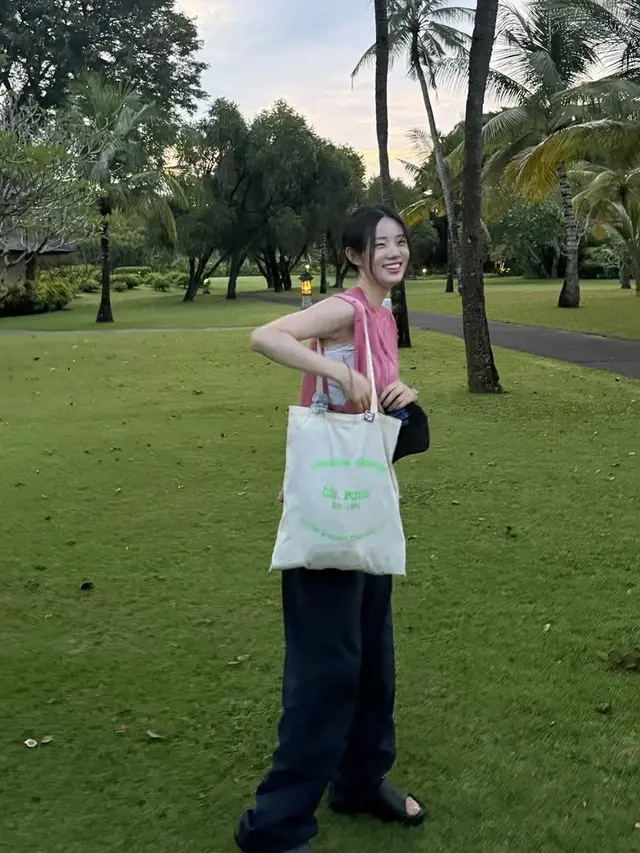 Artis Drama Korea Selatan Liburan Musim Panas di Bali.