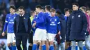 Pemain Cardiff City tertunduk lesu setelah ditaklukkan Aston Villa pada laga Piala FA di Villa Park, Sabtu (1/3/2025). Marco Asensio menjadi bintang dengan dua gol. Sementara Marcus Rashford berkontribusi melalui assistnya. (AP Photo/Darren Staples)