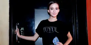 Karier Karina Nadila dalam industri film kian diperhitugkan, buktinya dalam tahun ini saja, Karina sudah ikut bermain dalam dua judul film. Salah satunya adalah film TUYUL, ada yang membuat Karina Nadila penasaran dalam film ini.
