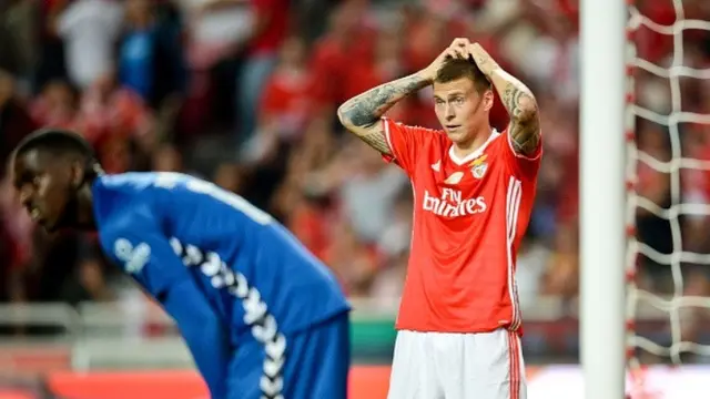 Victor Lindelof