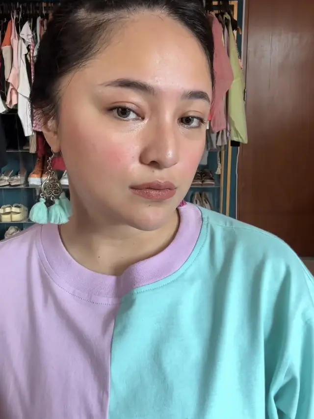 Pesona Marshanda Tetap Glowing