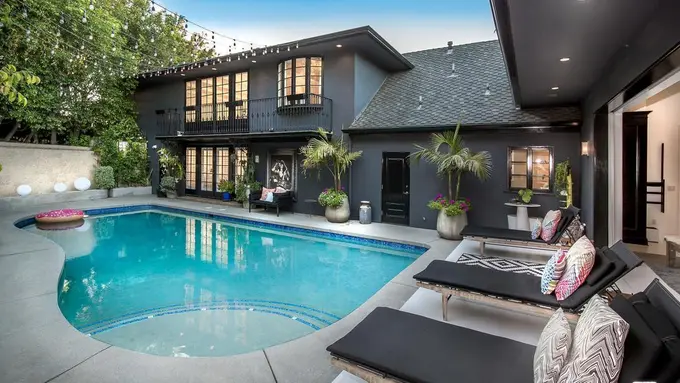 [Bintang] Calvin Harris