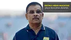 Manajer Persib Bandung, Umuh Muchtar menyanyikan lagu Rhoma Irama yang berjudul Menunggu saat peluncuran tim dan jersey Persib.