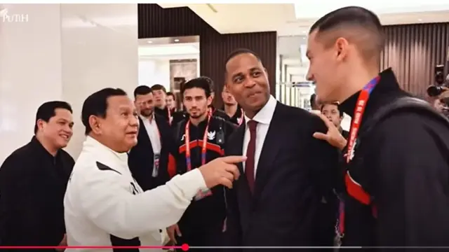 Ketemu Kapten Timnas, Presiden Prabowo Kaget Jay Idzes Bisa Bahasa Indonesia.  foto: Youtube Sekretariat Presiden