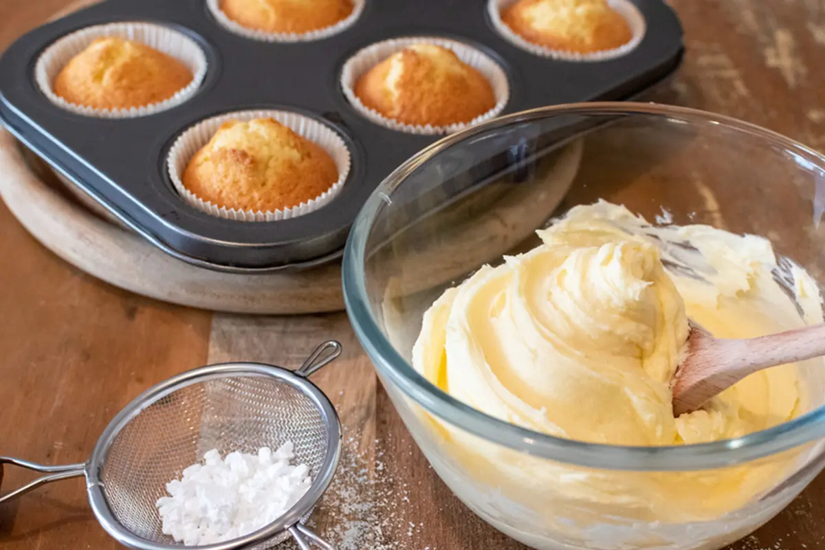 resep buttercream tanpa mentega putih