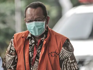 Tersangka mantan Sekretaris Mahkamah Agung (MA) Nurhadi saat tiba di Gedung KPK, Jakarta, Kamis (23/7/2020). Nurhadi kembali menjalani pemeriksaan lanjutan sebagai tersangka terkait kasus suap dan gratifikasi penanganan perkara di MA senilai Rp46 miliar. (merdeka.com/Iqbal S Nugroho)
