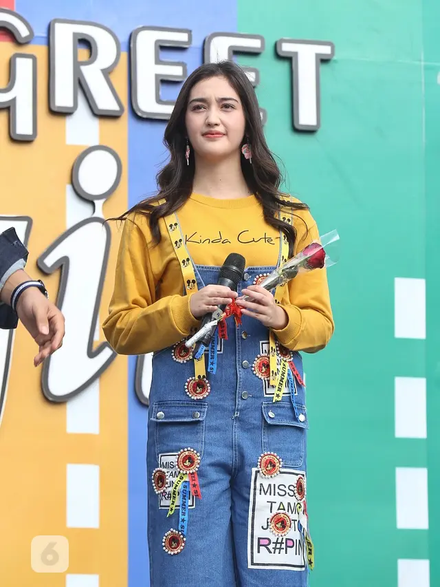 [Bintang] Mischa Chandrawinata Ketagihan dengan Meet and Greet Anak Langit