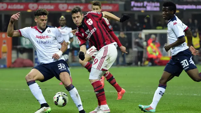 FOTO: 7 Striker Nomor Punggung 9 Gagal Bersinar AC Milan