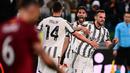 Pemain Juventus, Federico Gatti melakukan selebrasi setelah mencetak gol penyeimbang 1-1 ke gawang Sevilla pada laga leg pertama semifinal Liga Europa 2022/2023 di Allianz Stadium, Juventus, Jumat (12/05/2023) WIB. (AFP/Marco Bertorello)