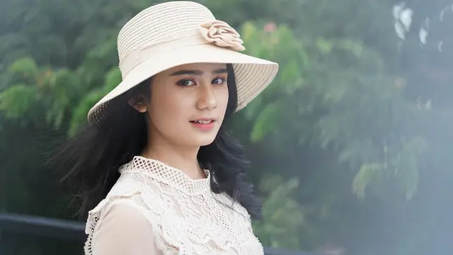 FOTO: Pesona Tissa Biani dengan Makeup Flawless, Tampil Memesona