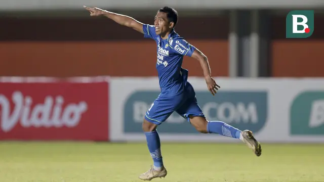 FOTO: Persib Bandung Susah Payah Imbangi 10 Pemain Bali United