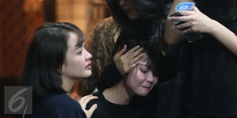 Isak Tangis Para Member JKT48 Selimuti Kepergian Inao Jiro