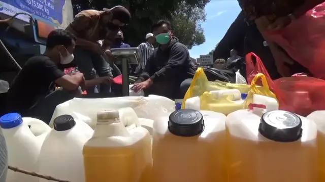 Gaduh Penyaluran Minyak Goreng Curah di Pasar Tradisional Kota Malang