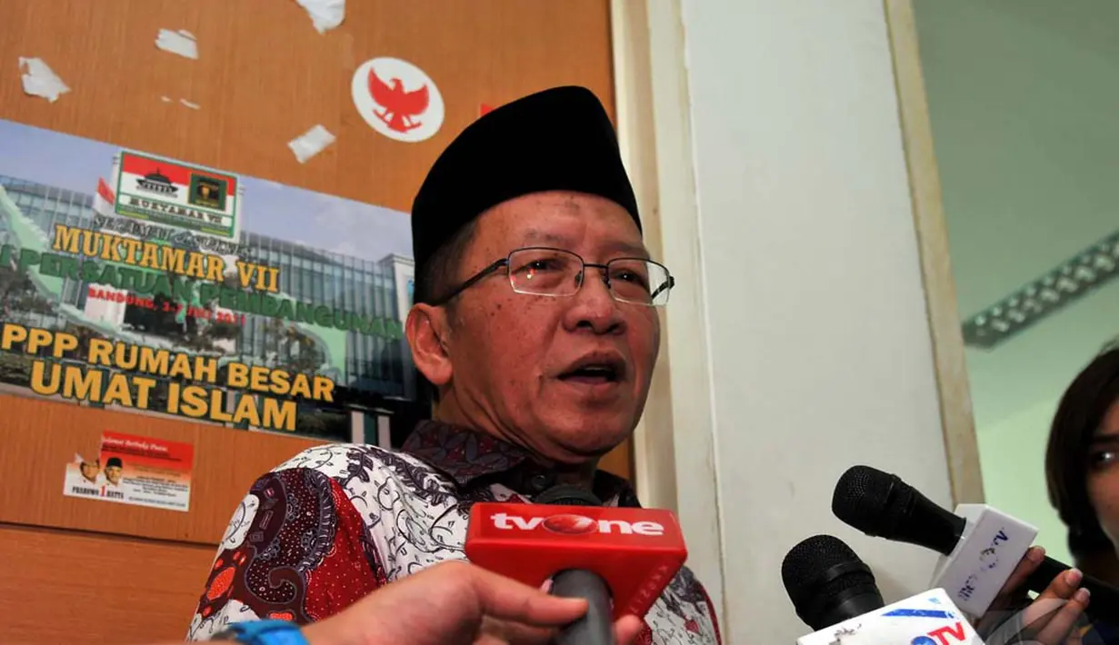 Chozin Chumaidy menuturkan dua kubu yang belum juga reda di internal PPP batal dipertemukan Mahkamah PPP, yang sedianya digelar hari ini, Jakpus, Selasa (23/9/2014) (Liputan6.com/Johan Tallo)